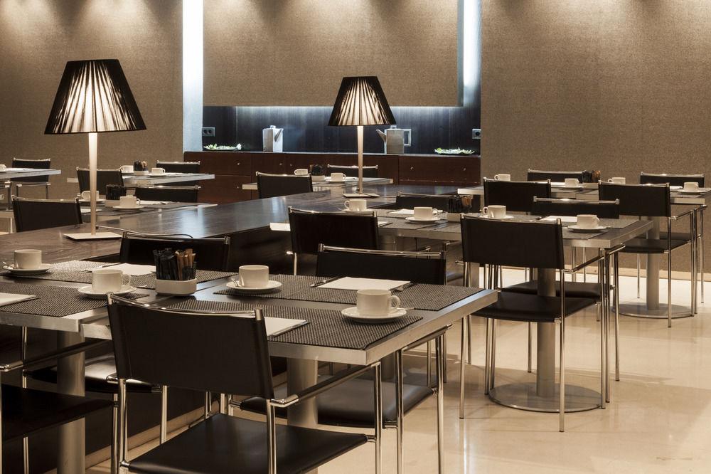 Ac Hotel Badajoz By Marriott Екстериор снимка
