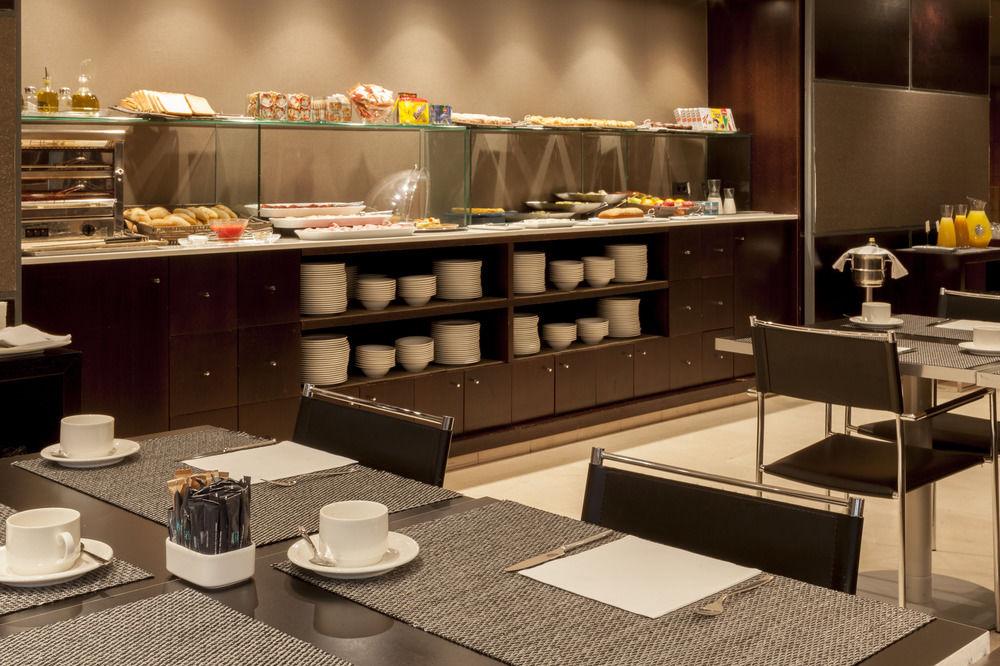 Ac Hotel Badajoz By Marriott Екстериор снимка