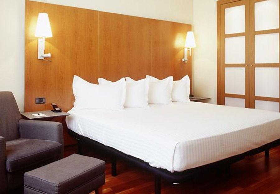 Ac Hotel Badajoz By Marriott Стая снимка
