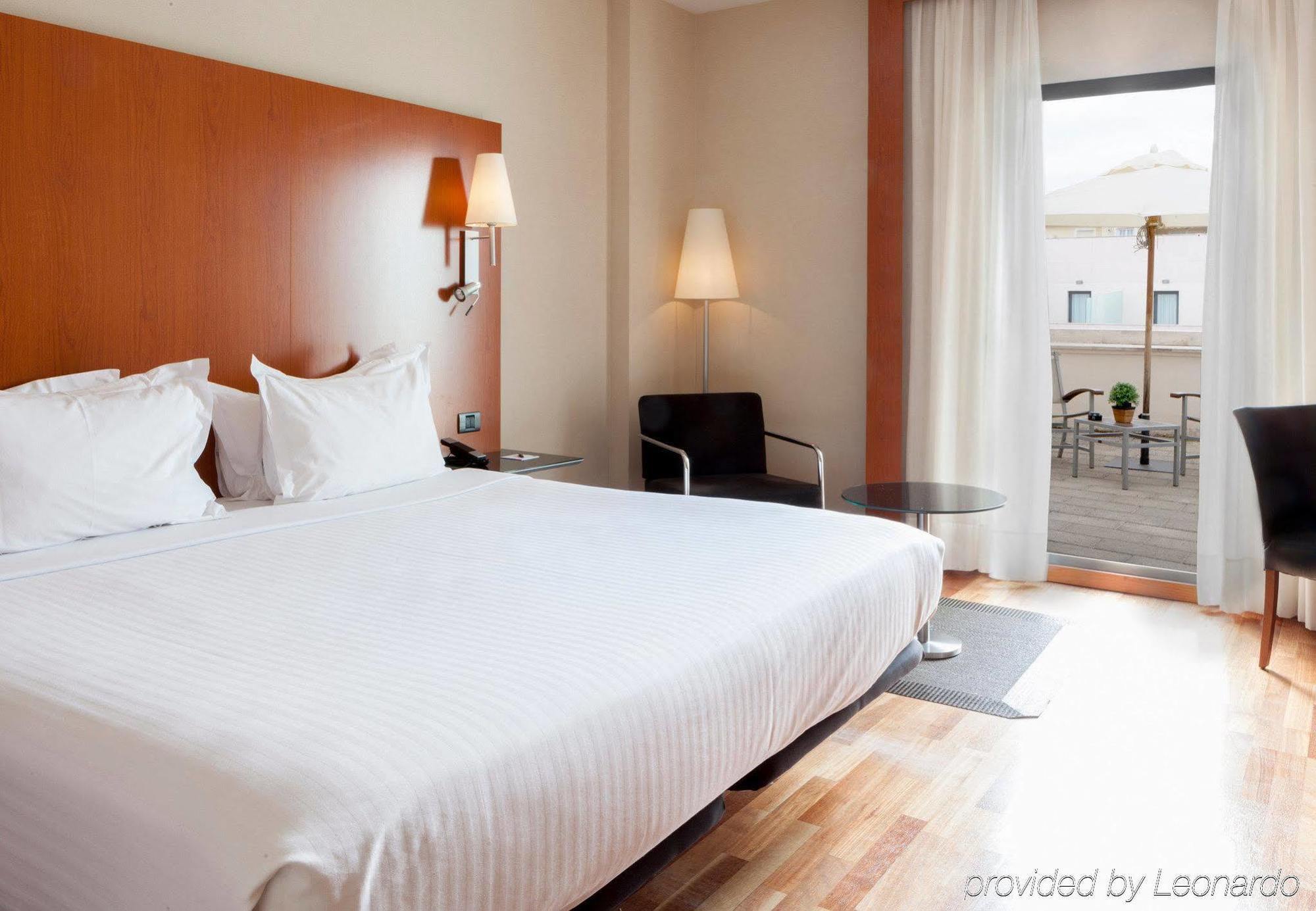 Ac Hotel Badajoz By Marriott Екстериор снимка