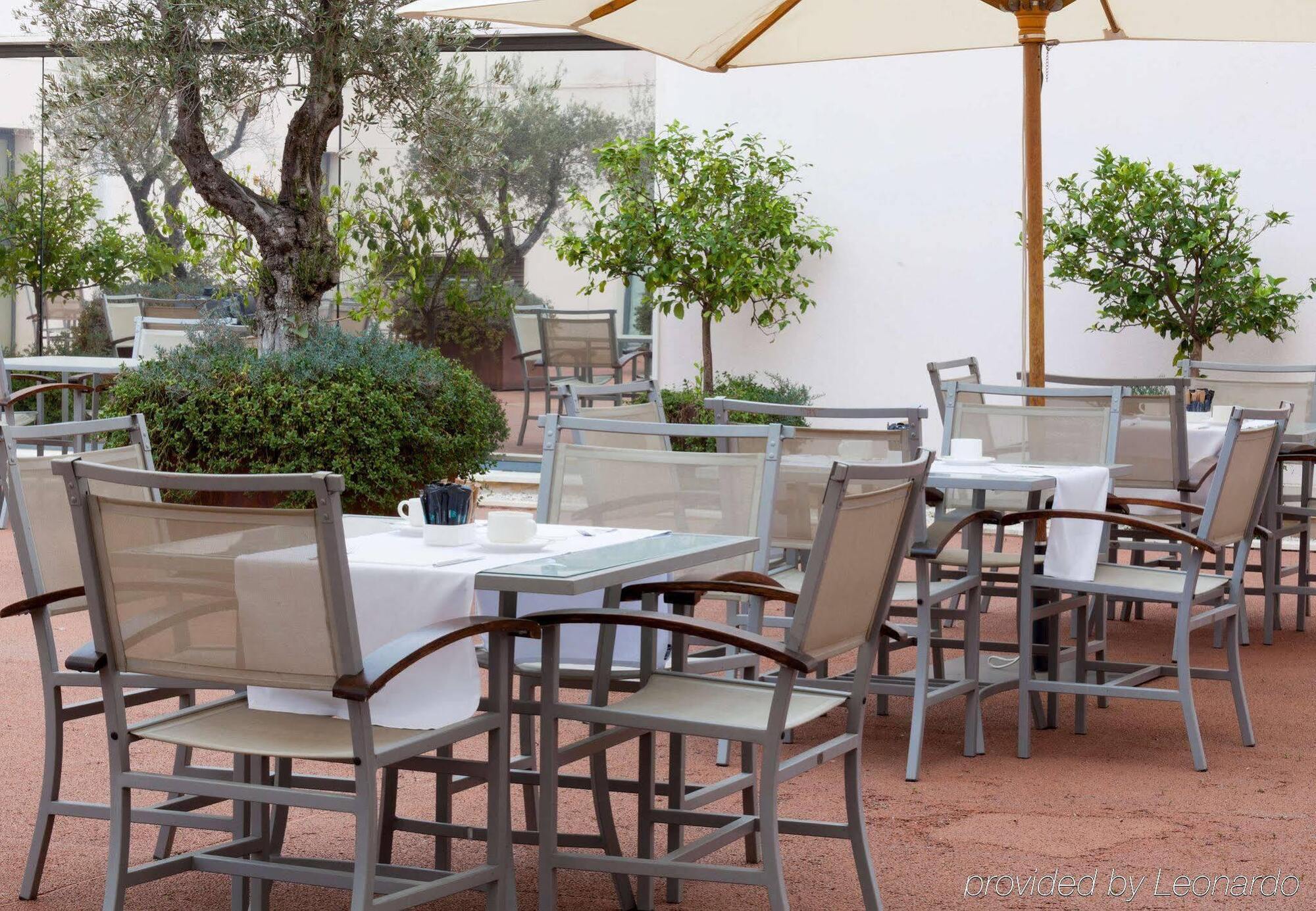 Ac Hotel Badajoz By Marriott Екстериор снимка